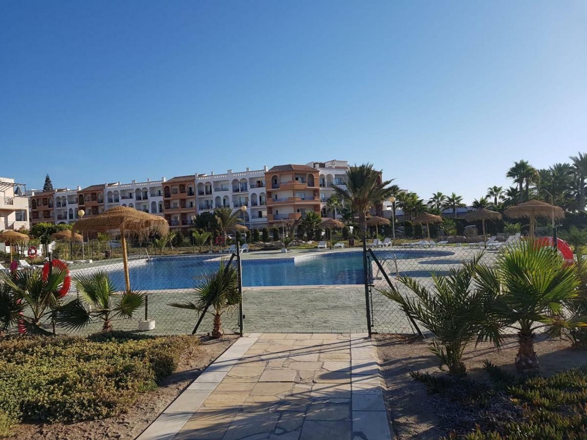 Casa Baja Extraordinaria En Urbanizacion Naturista! Las Bombardas Exterior photo